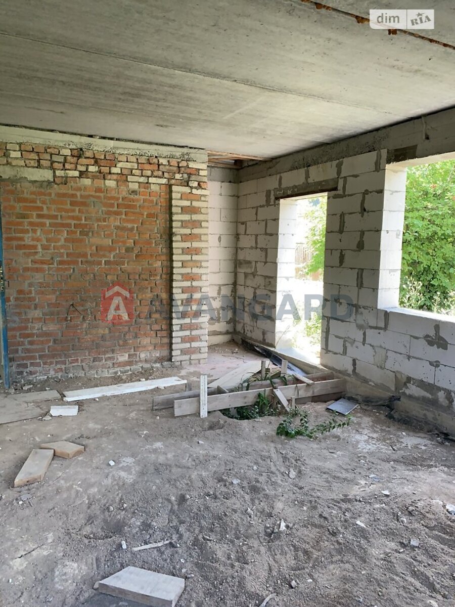 �������, 120 ��.�. ���� 10