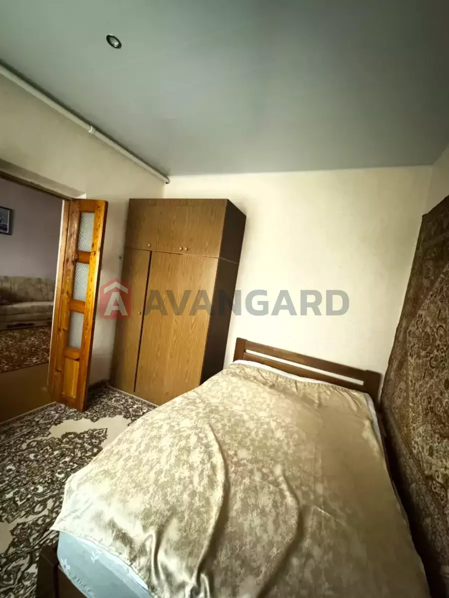 �������, 84 ��.�. ���� 14