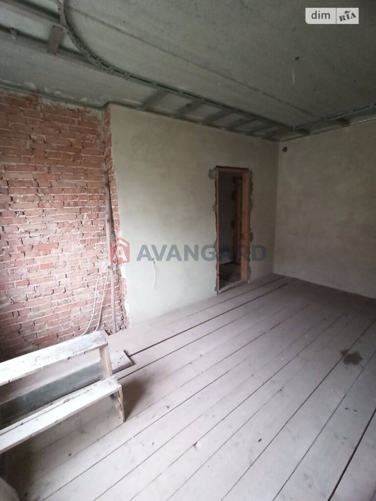 �������, 280 ��.�. ���� 7