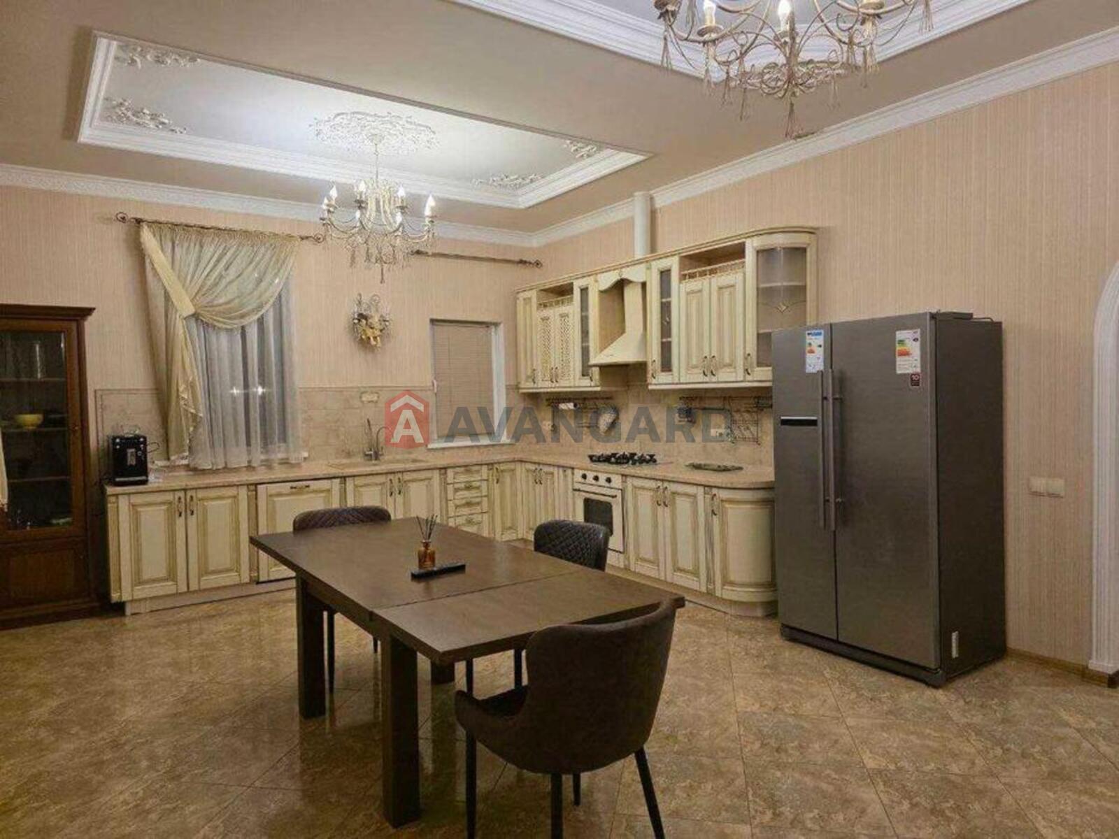 �������, 306 ��.�. ���� 4