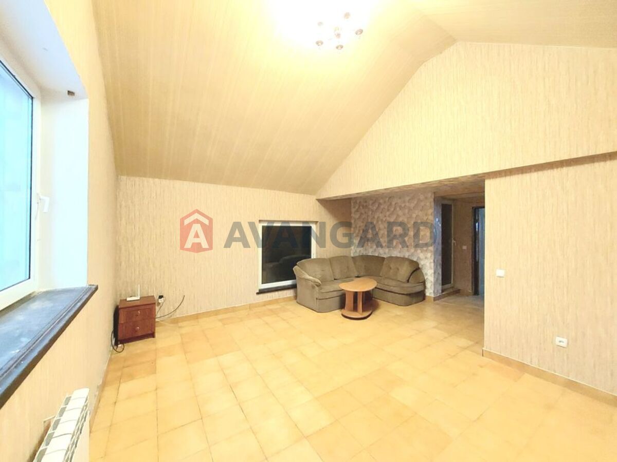 �������, 350 ��.�. ���� 16