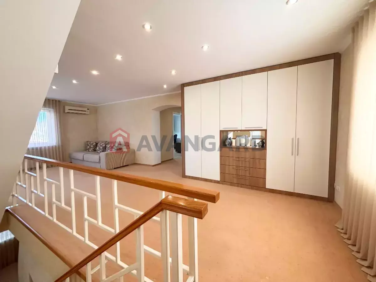 �������, 296 ��.�. ���� 7