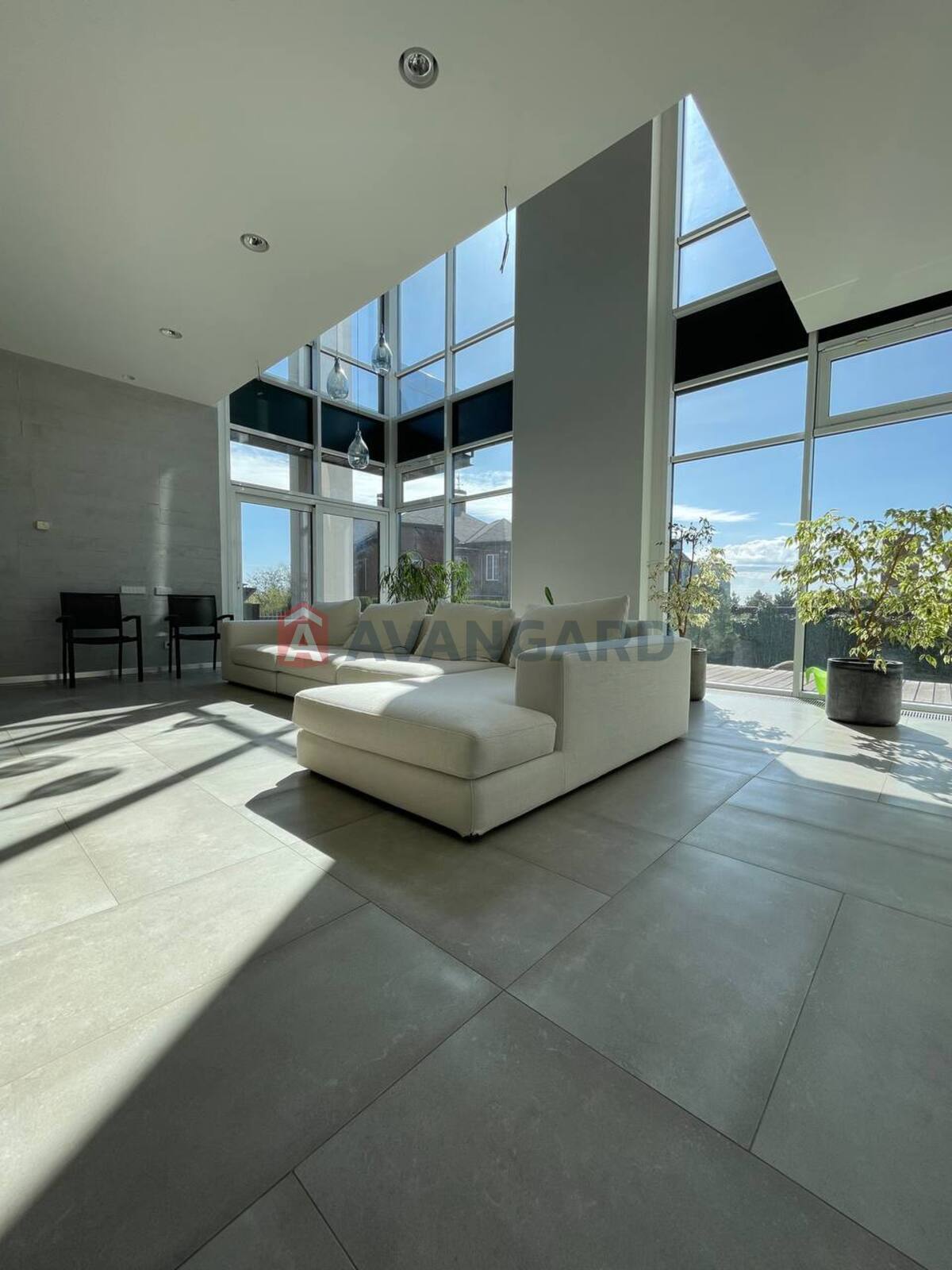 �������, 465 ��.�. ���� 4