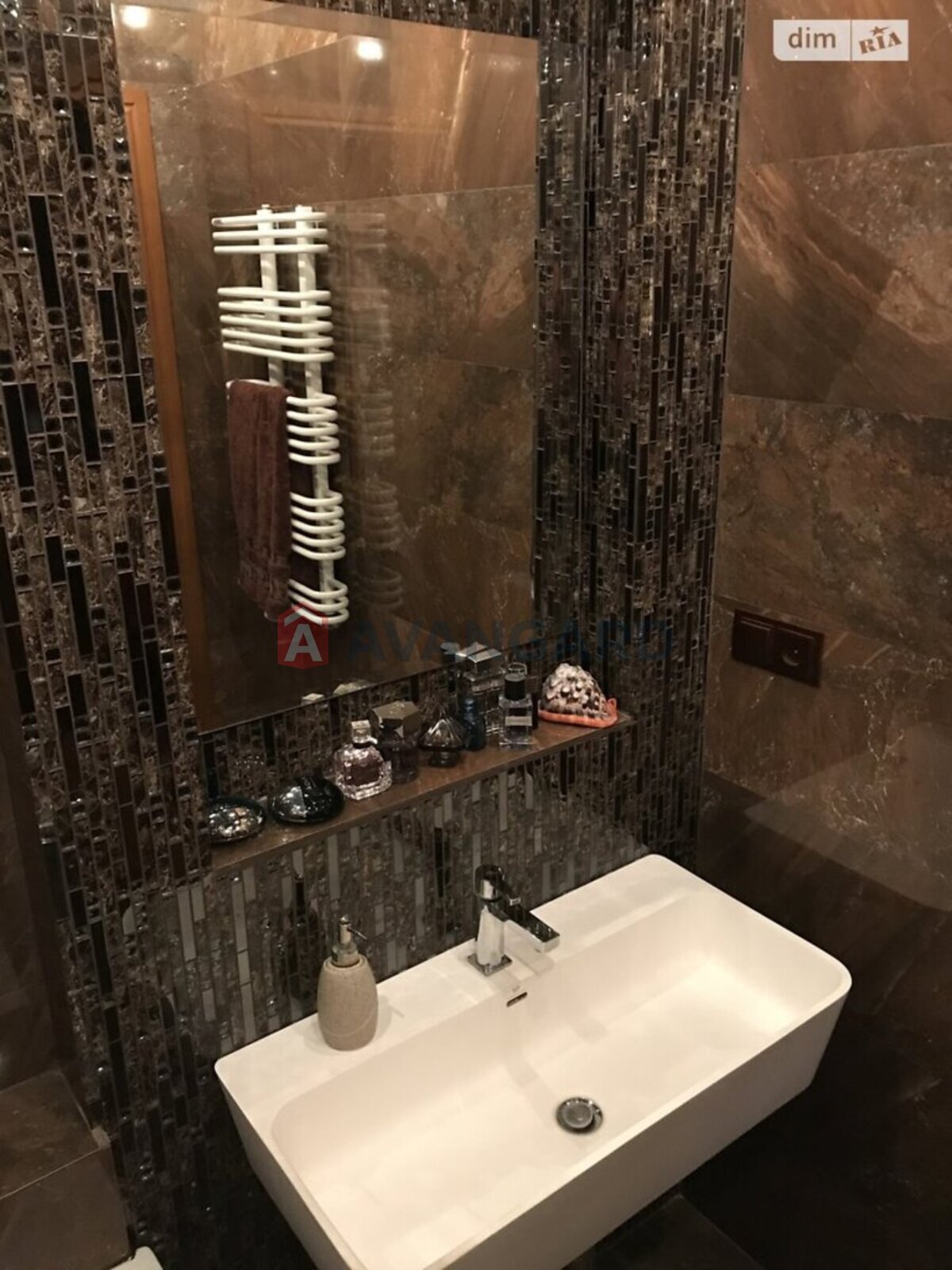 ������� �������, 286 ��.�. ���� 27