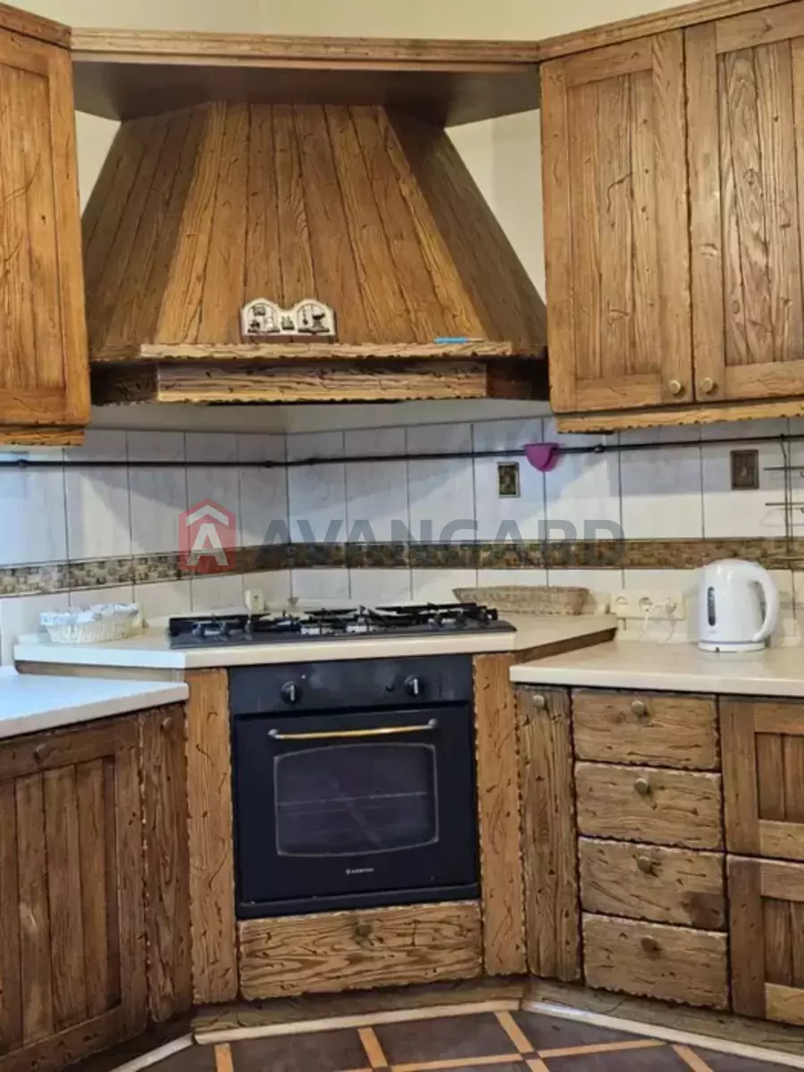 �������, 178 ��.�. ���� 17