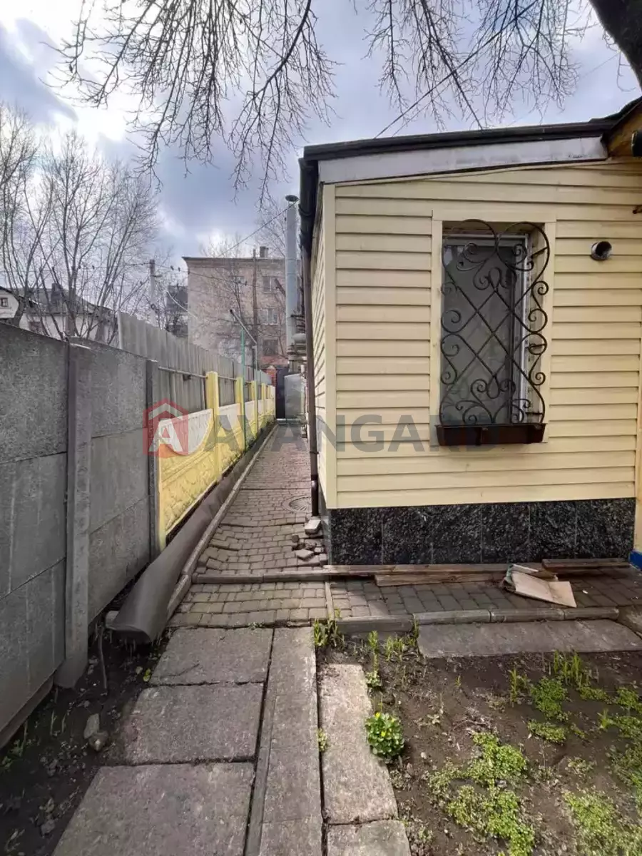 ������� �������, 65 ��.�. ���� 7