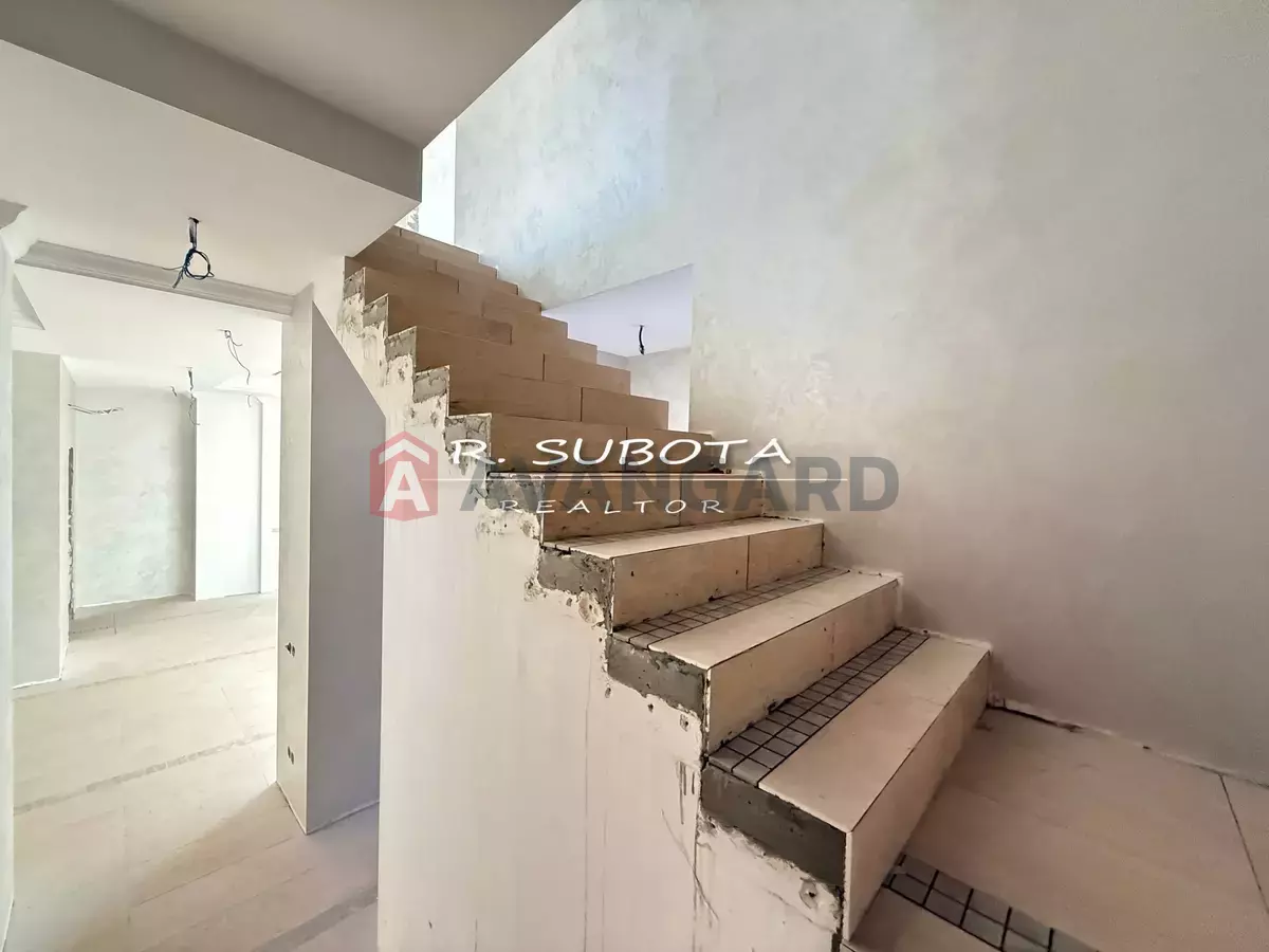 192 ��.�. ���� 4