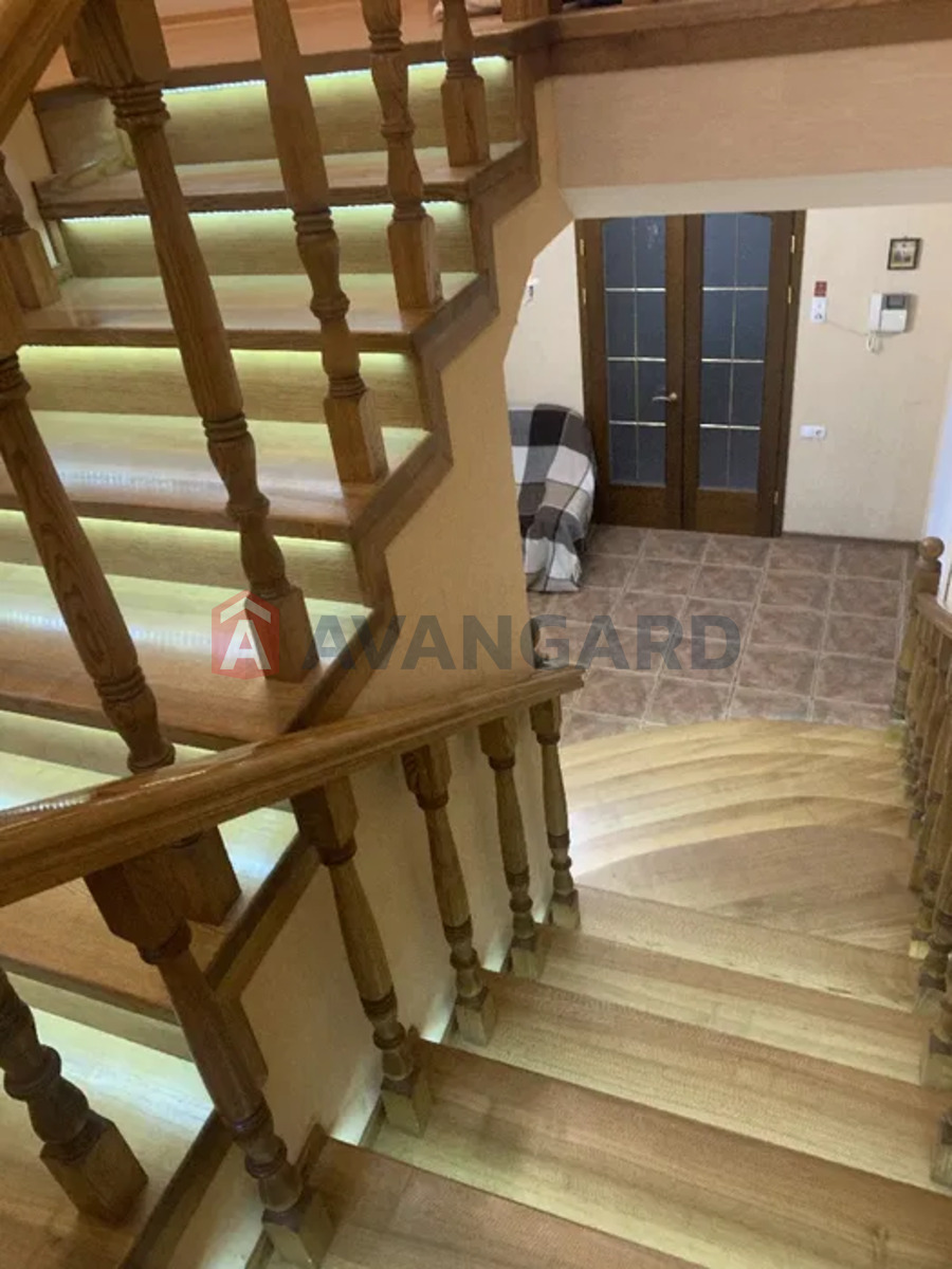 Будинок, 220 кв.м. фото 4 Будинок, 220 кв.м. фото 4