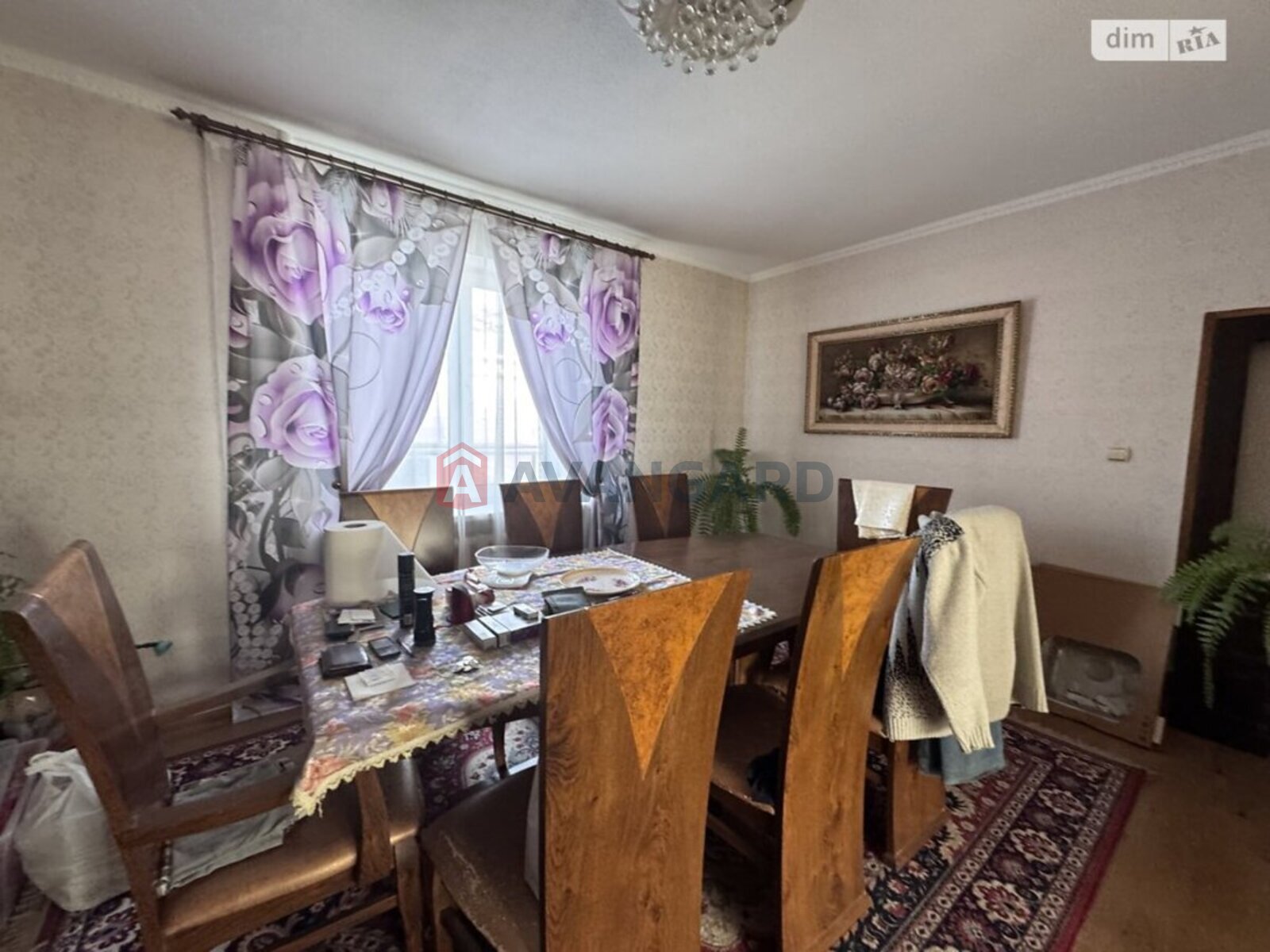 �������, 300 ��.�. ���� 6