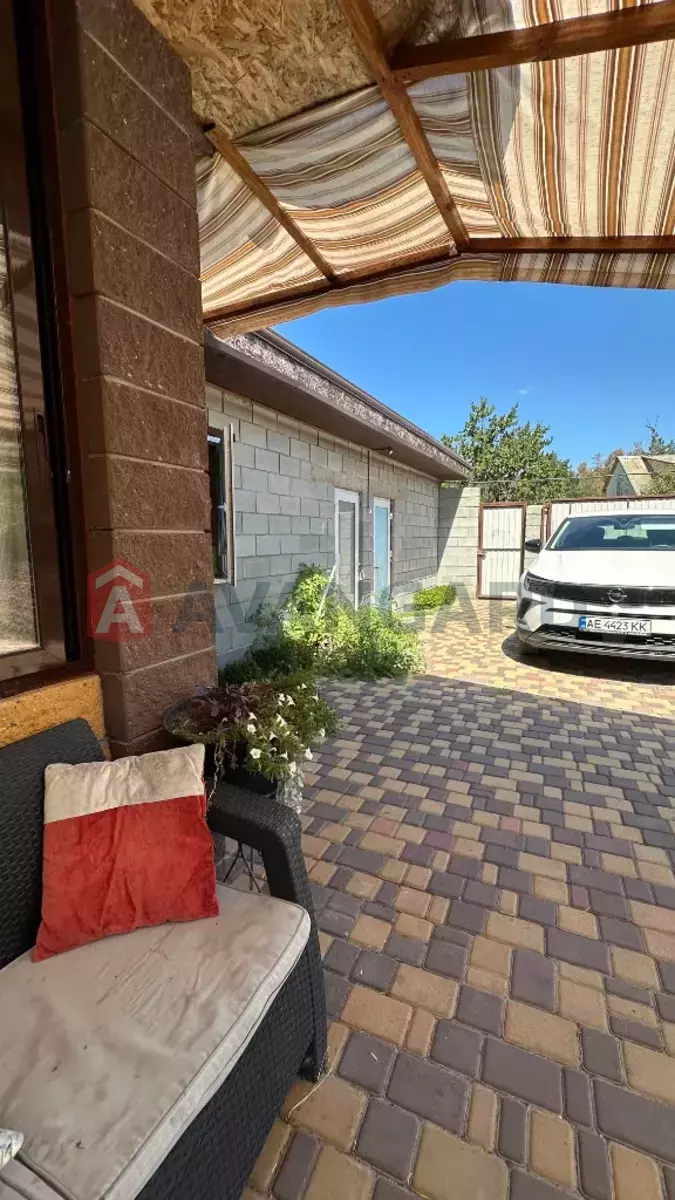 ����, 100 ��.�. ���� 8