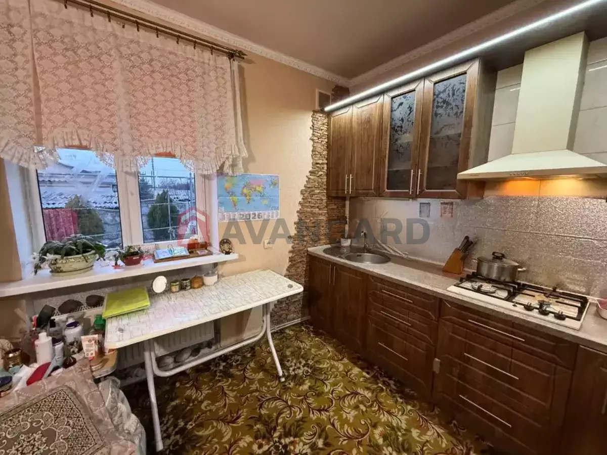 ������� �������, 72 ��.�. ���� 9