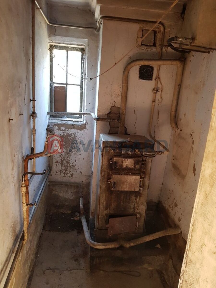 �������, 70 ��.�. ���� 6