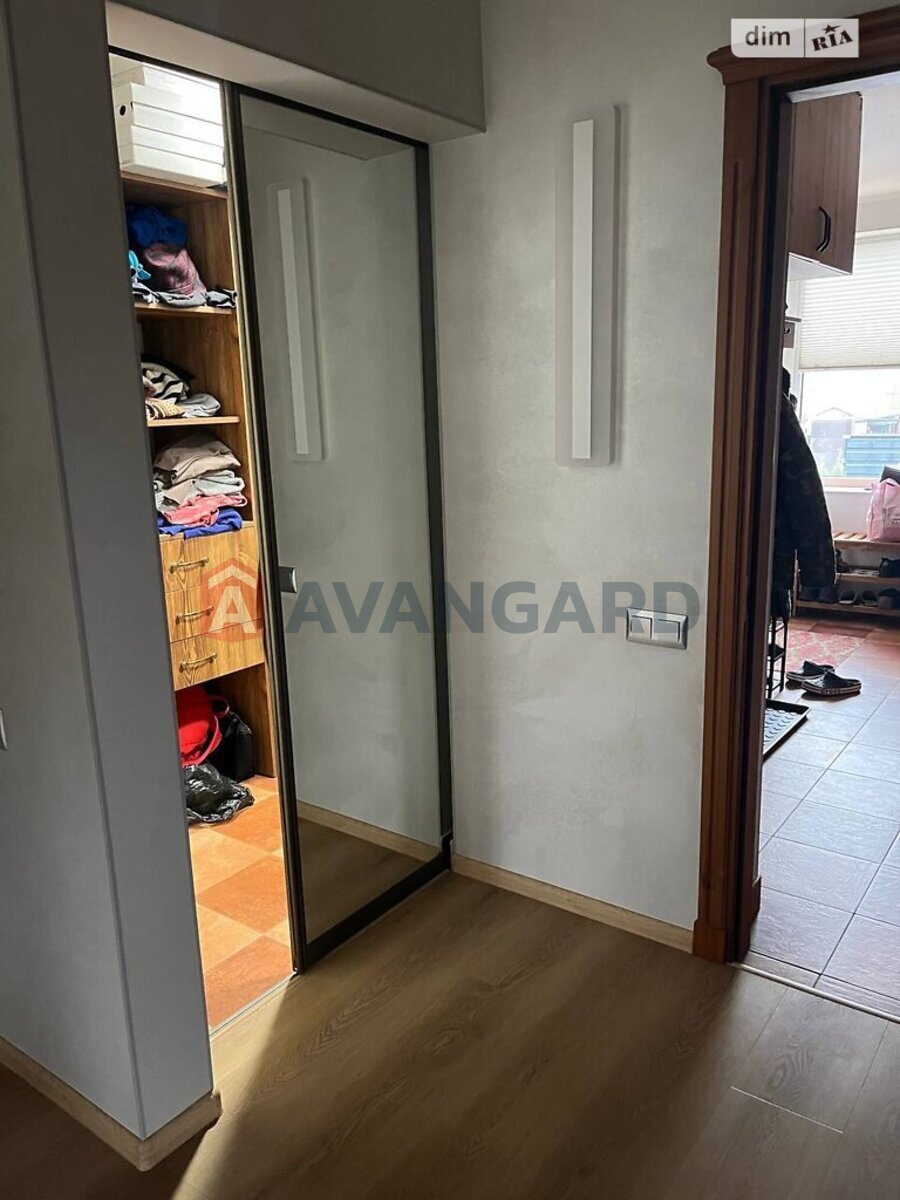 �������, 144 ��.�. ���� 12