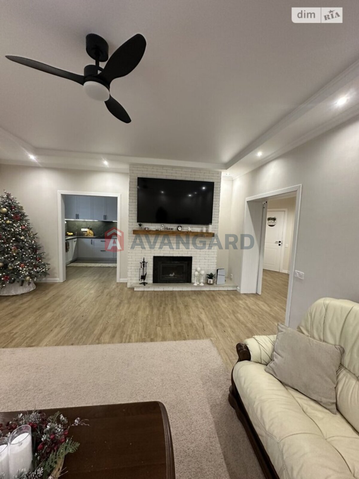 �������, 220 ��.�. ���� 6