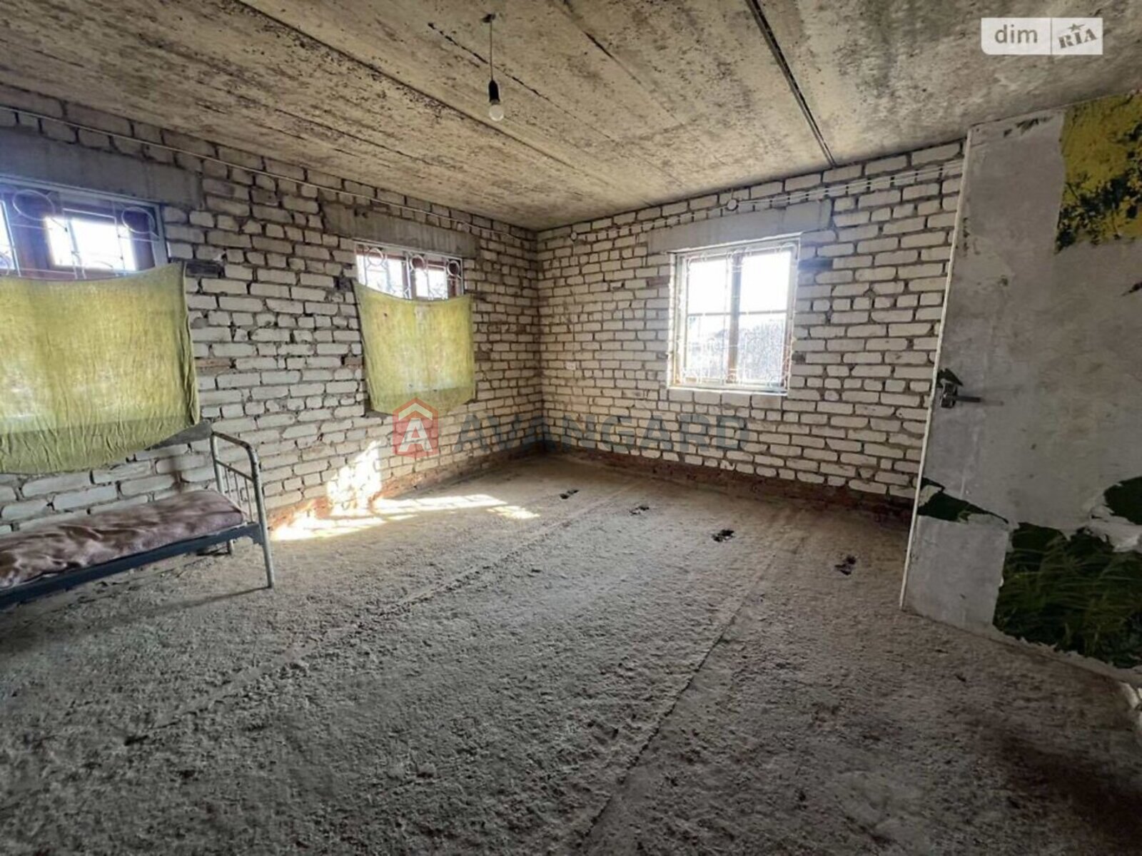 �������, 40 ��.�. ���� 1