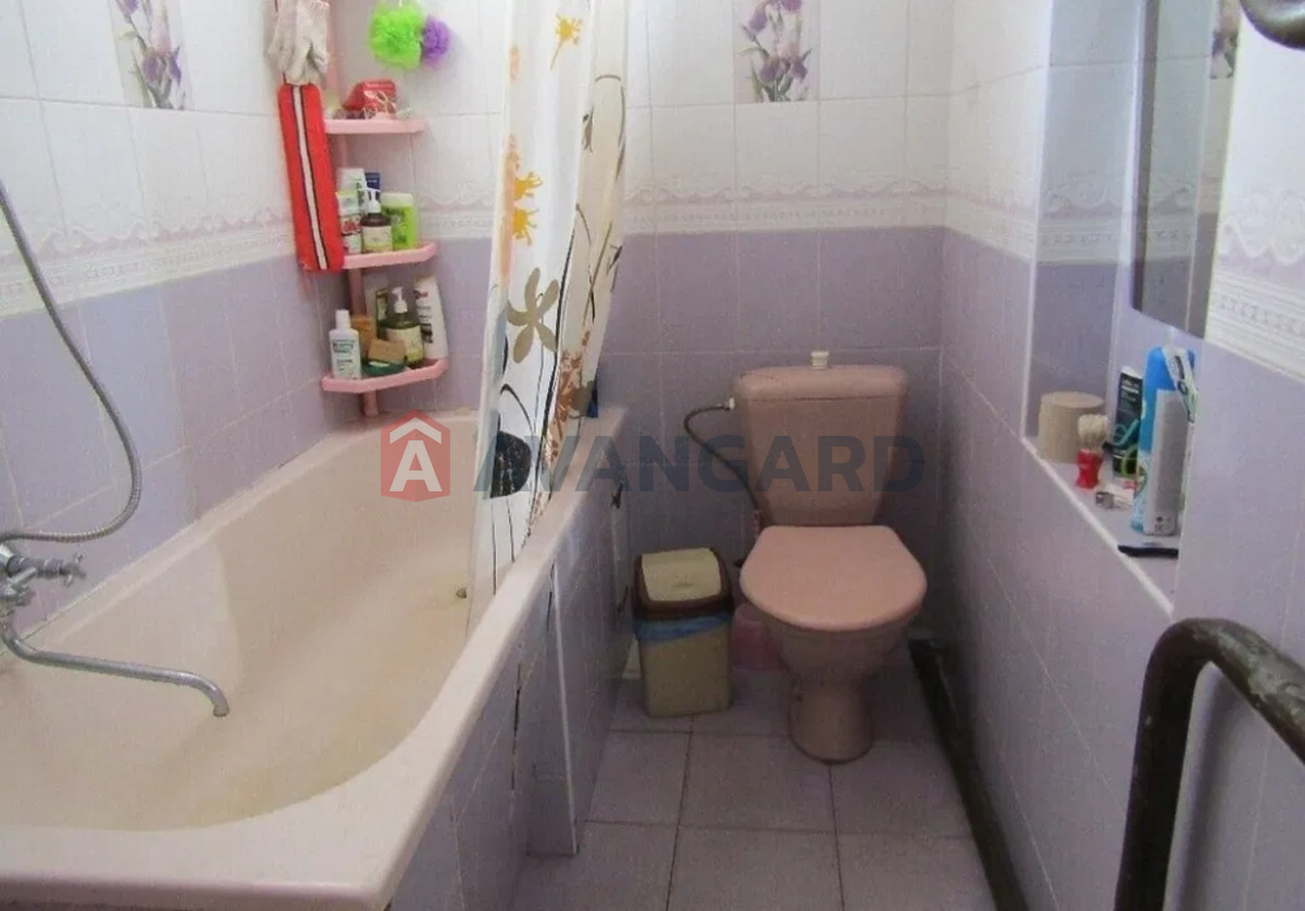 �������, 200 ��.�. ���� 18