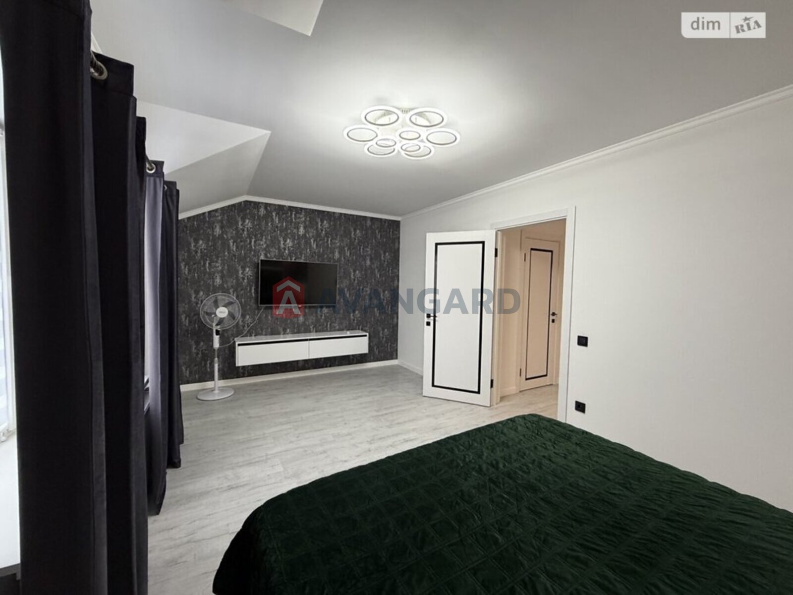 ��������, 90 ��.�. ���� 28