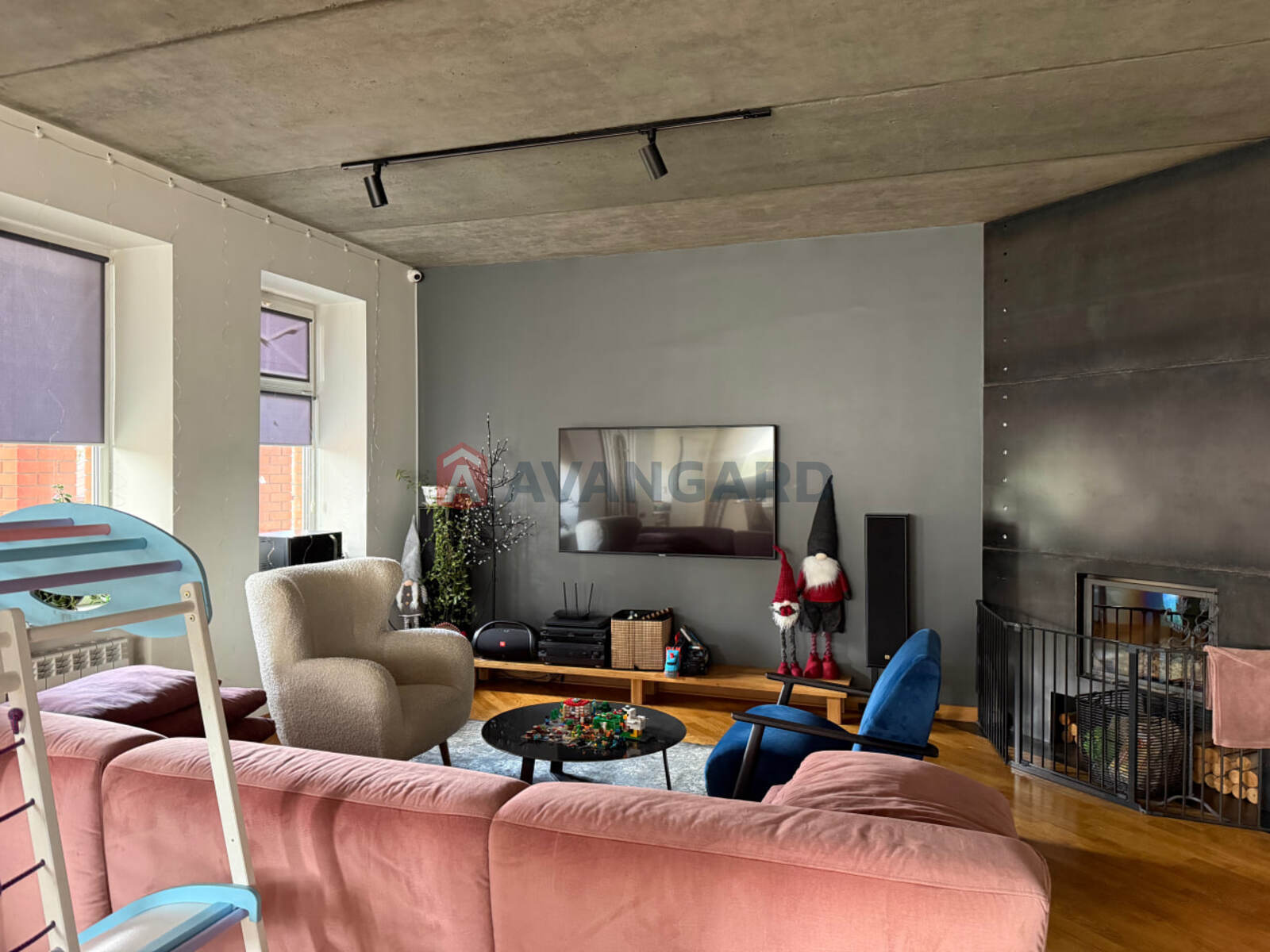 �������, 240 ��.�. ���� 8