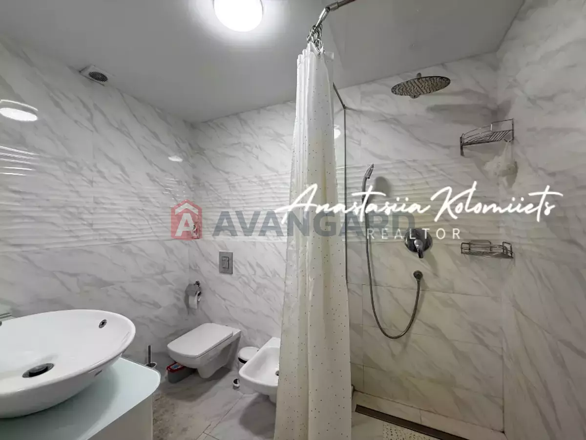 �������, 160 ��.�. ���� 17