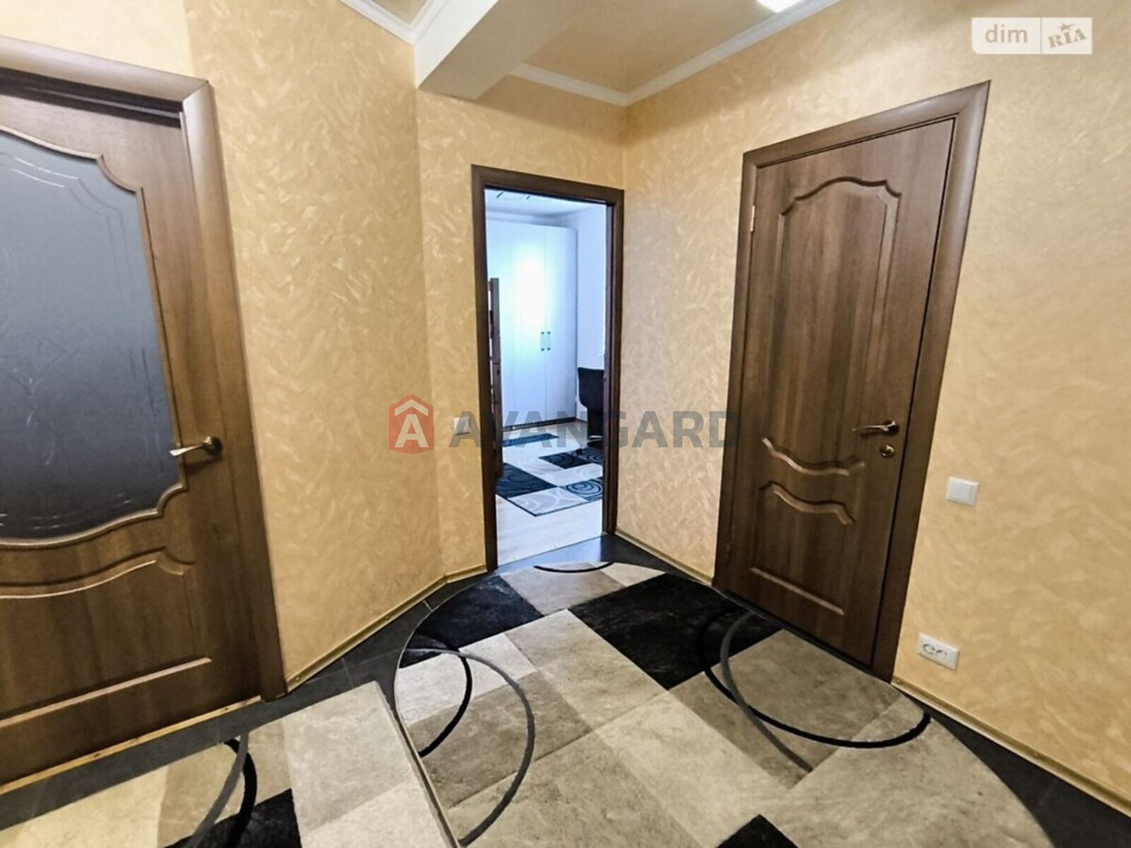 ������� �������, 80 ��.�. ���� 14