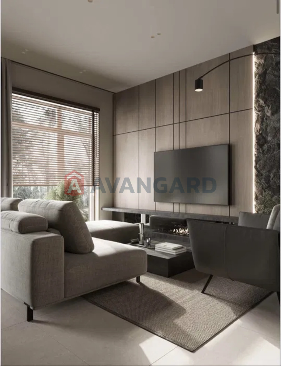 �������, 130 ��.�. ���� 14