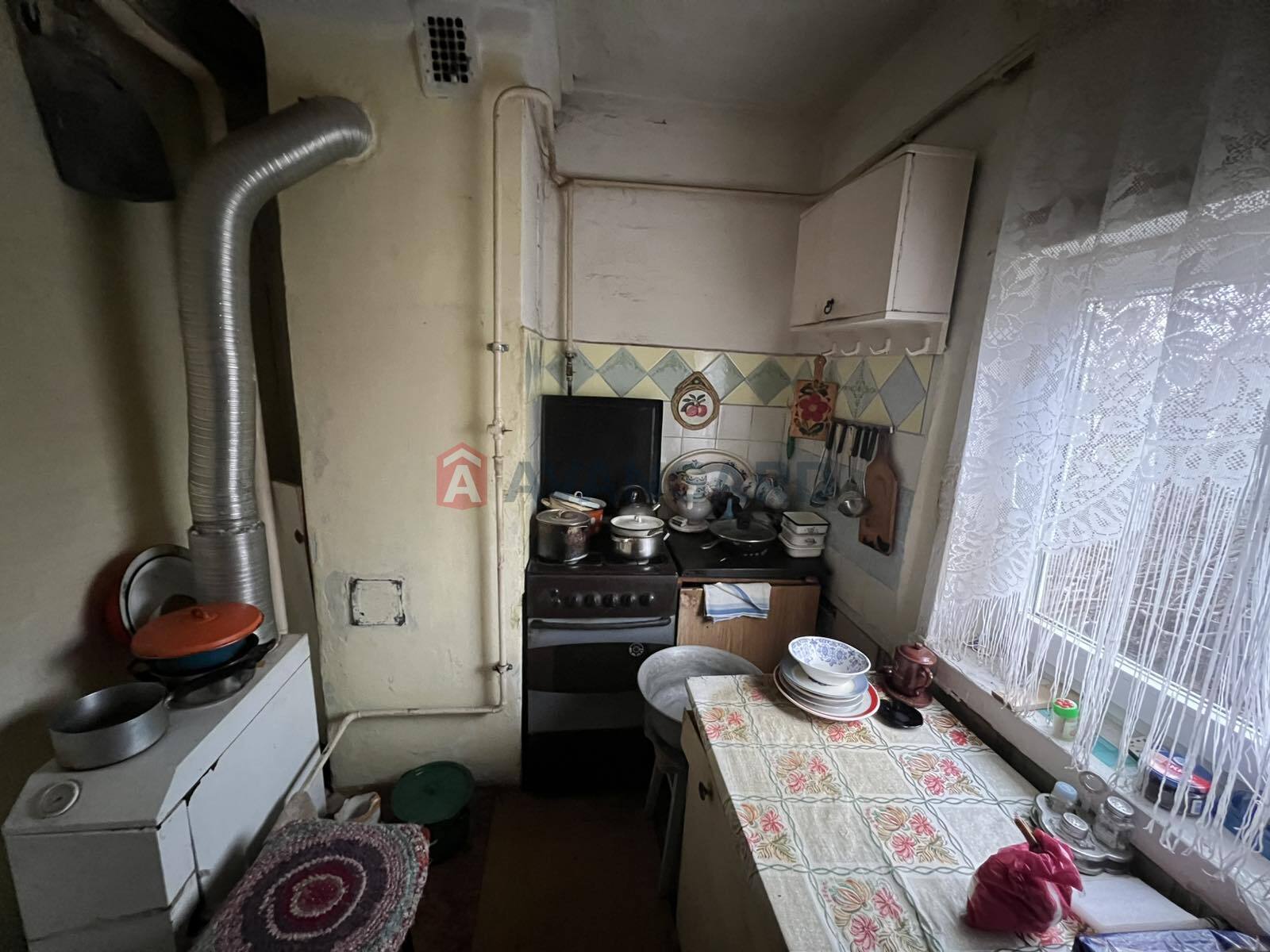 ������� �������, 37 ��.�. ���� 19