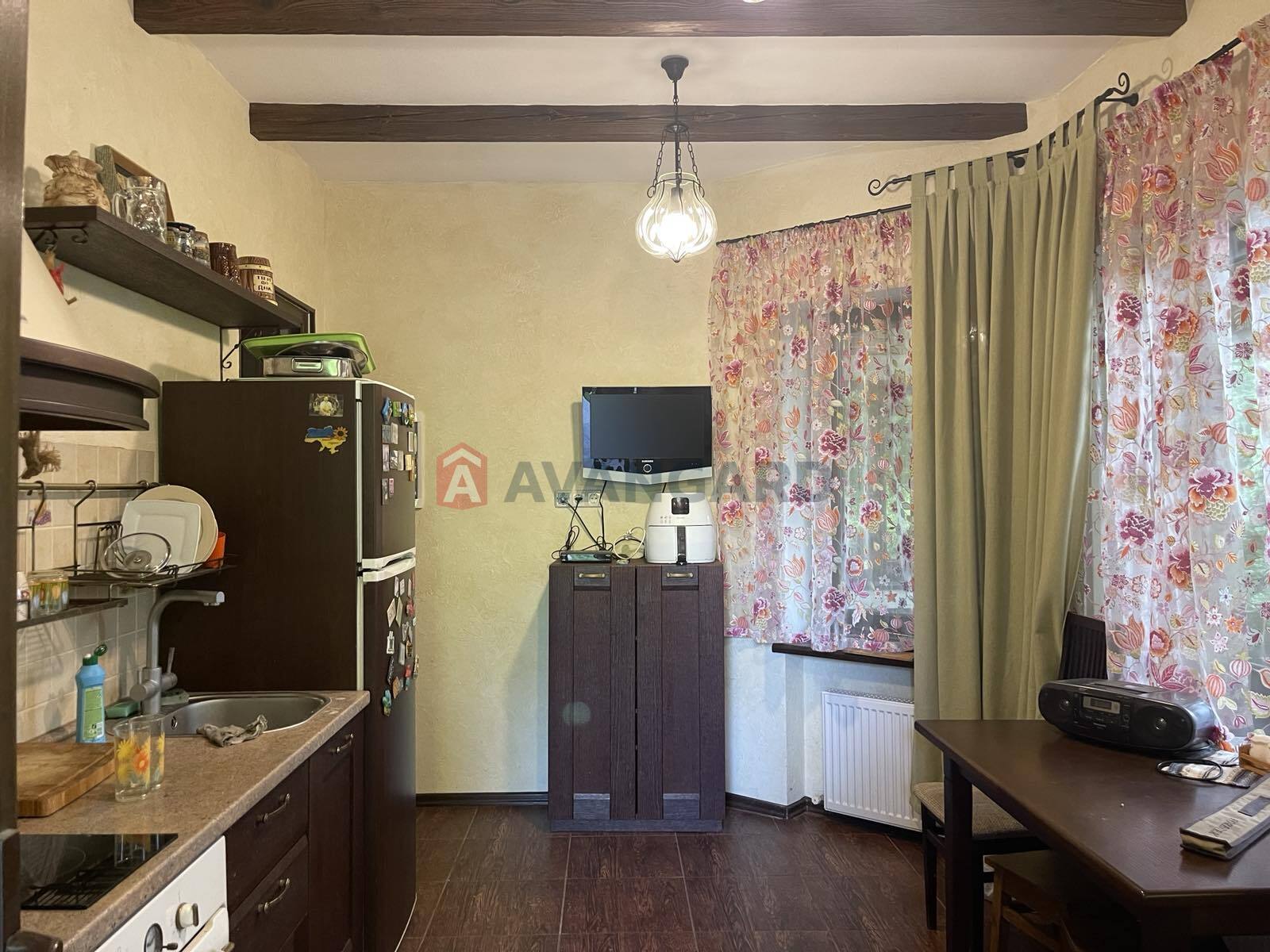 �������, 496 ��.�. ���� 17