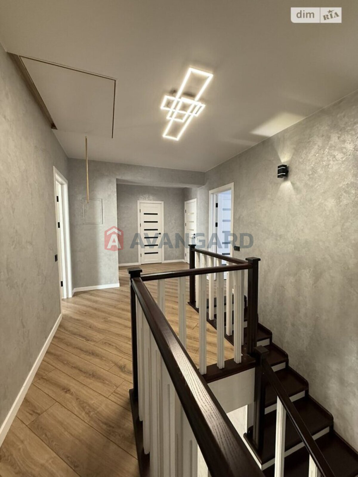 �������, 190 ��.�. ���� 10