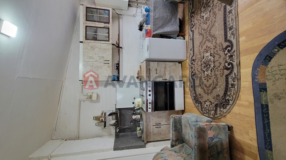 ������� �������, 48 ��.�. ���� 7