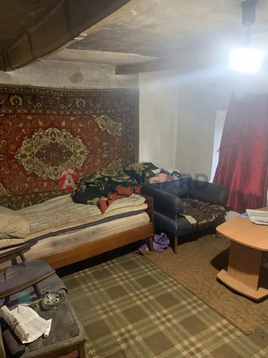 �������, 50 ��.�. ���� 10