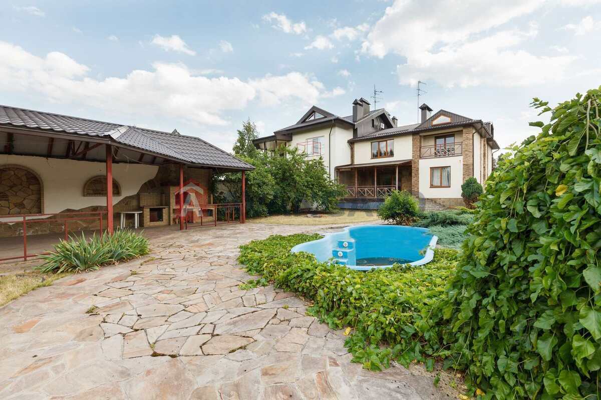 �������, 300 ��.�. ���� 5