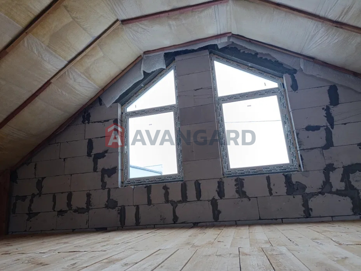 �������, 90 ��.�. ���� 9