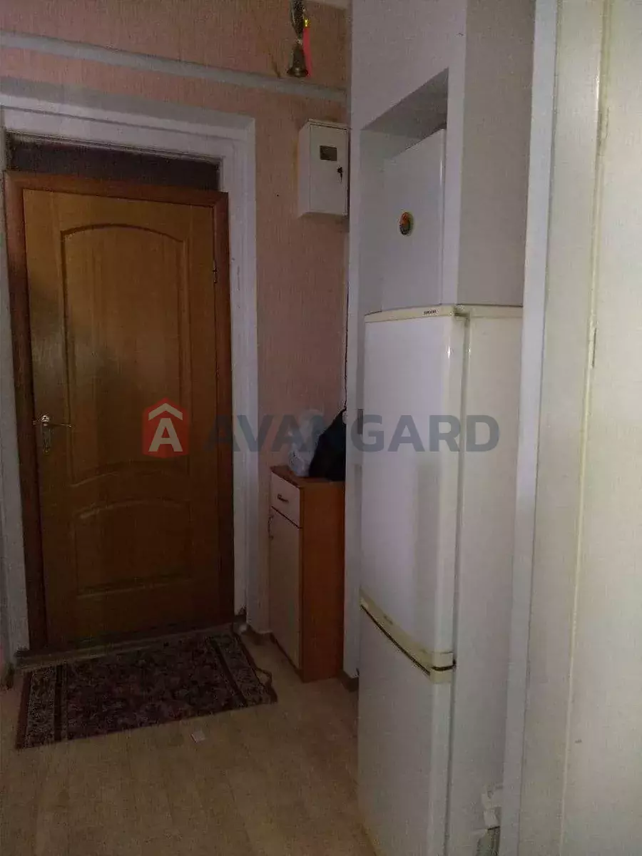 ������� �������, 47 ��.�. ���� 9