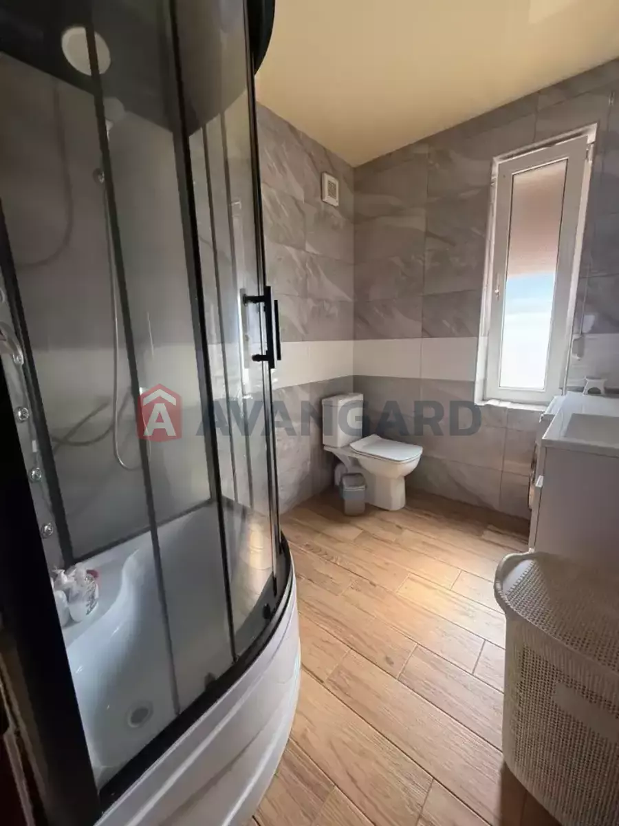 �������, 115 ��.�. ���� 13