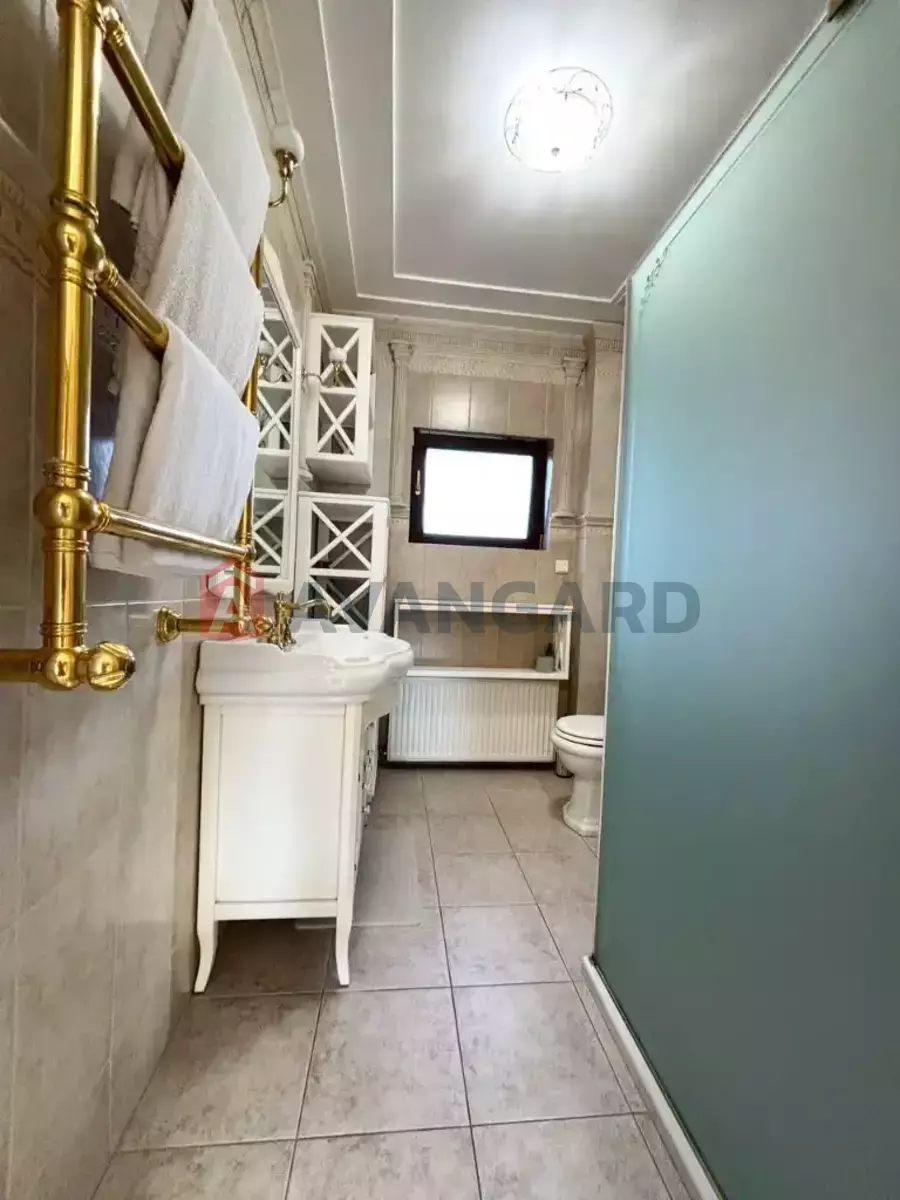 �������, 229 ��.�. ���� 27