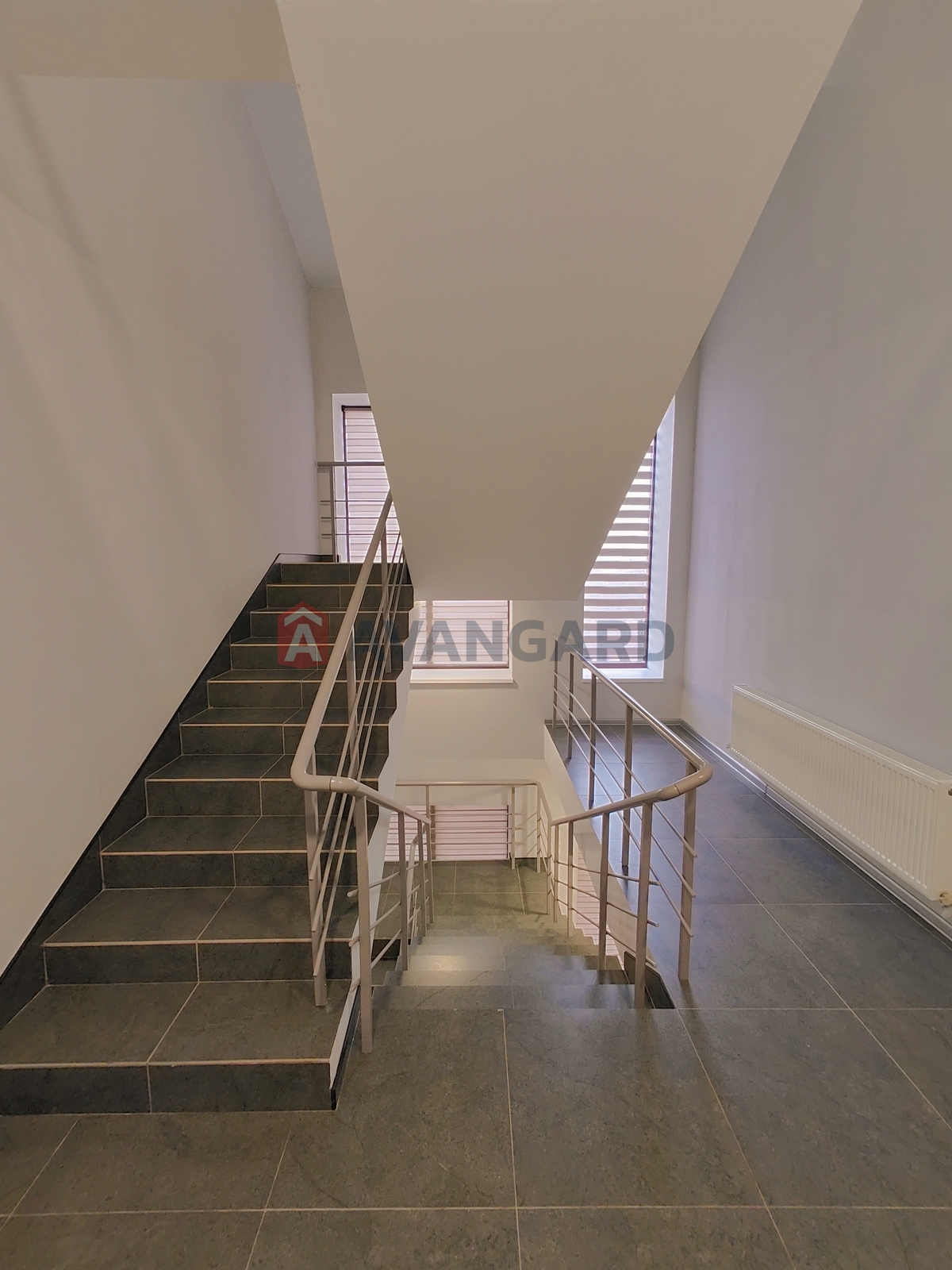 �������, 407 ��.�. ���� 9