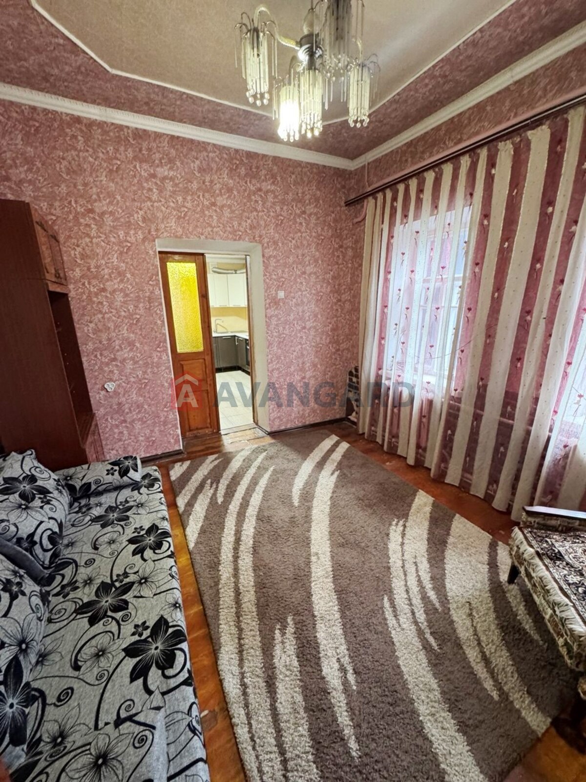 ������� �������, 47 ��.�. ���� 7