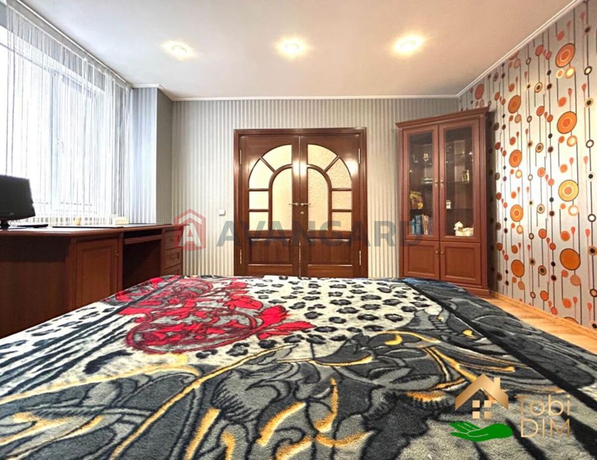 �������, 160 ��.�. ���� 13