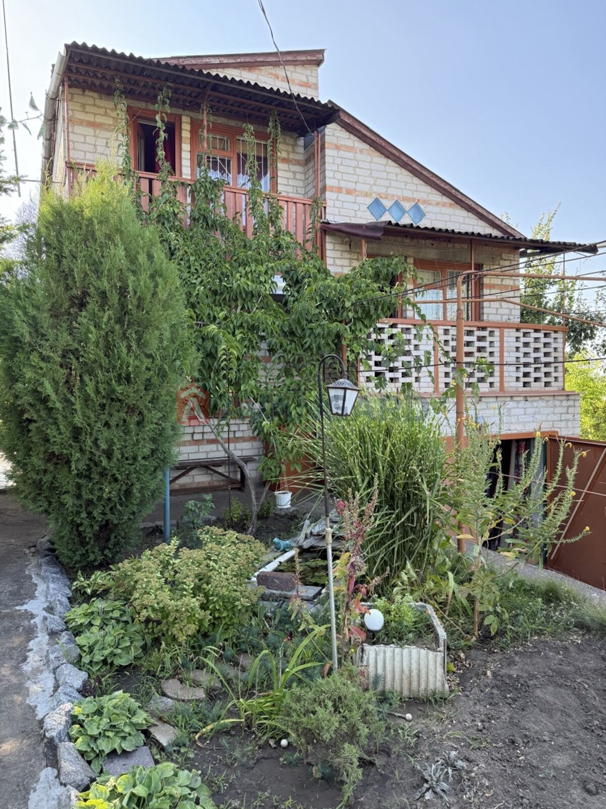 ����, 100 ��.�. ���� 21