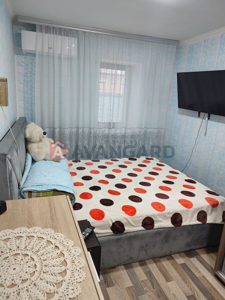 ������� �������, 35 ��.�. ���� 4