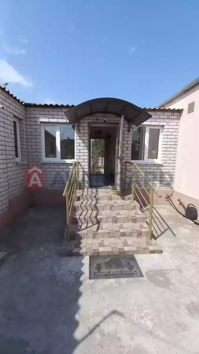 , 200 ..  9