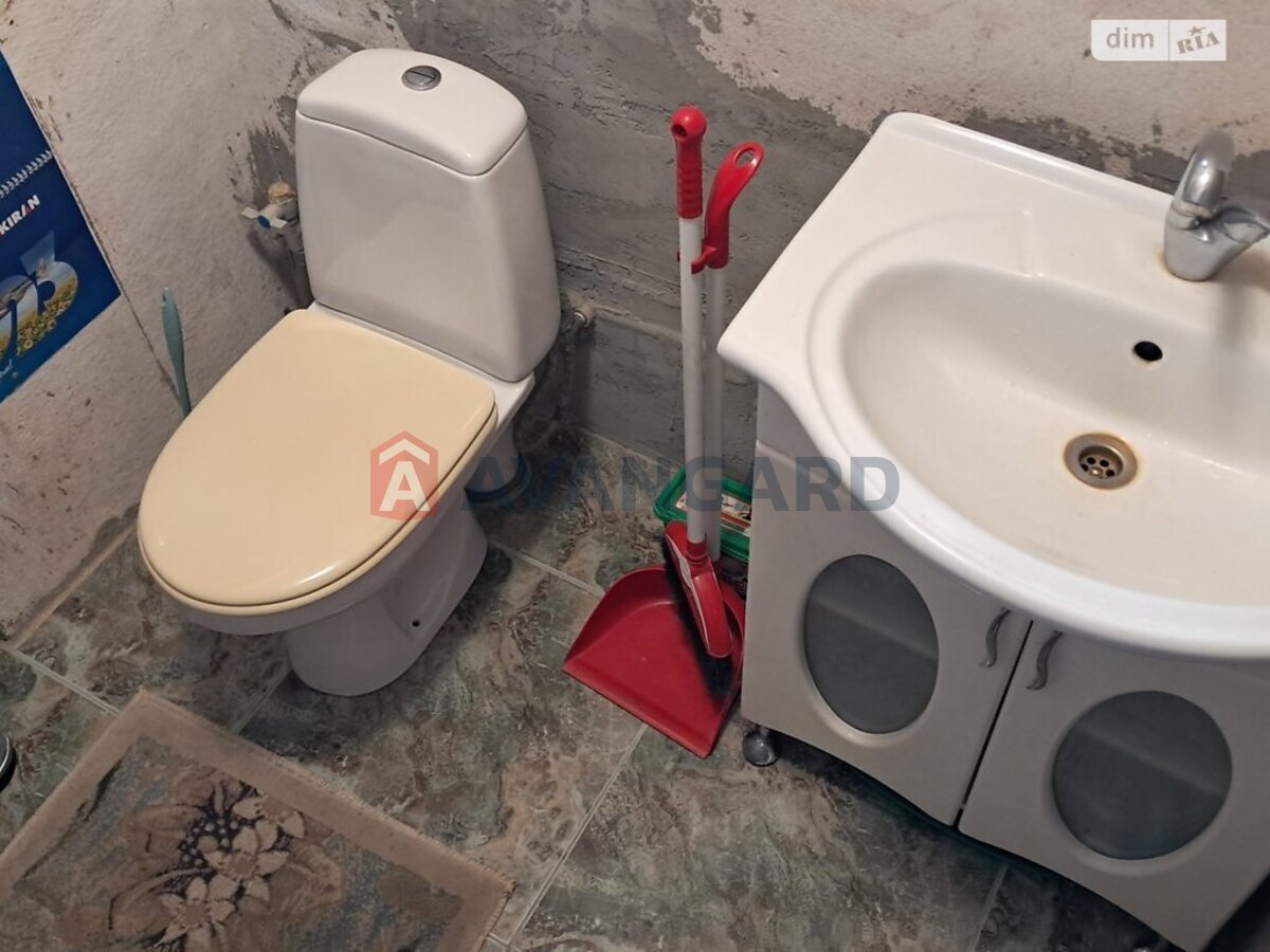 �������, 90 ��.�. ���� 8