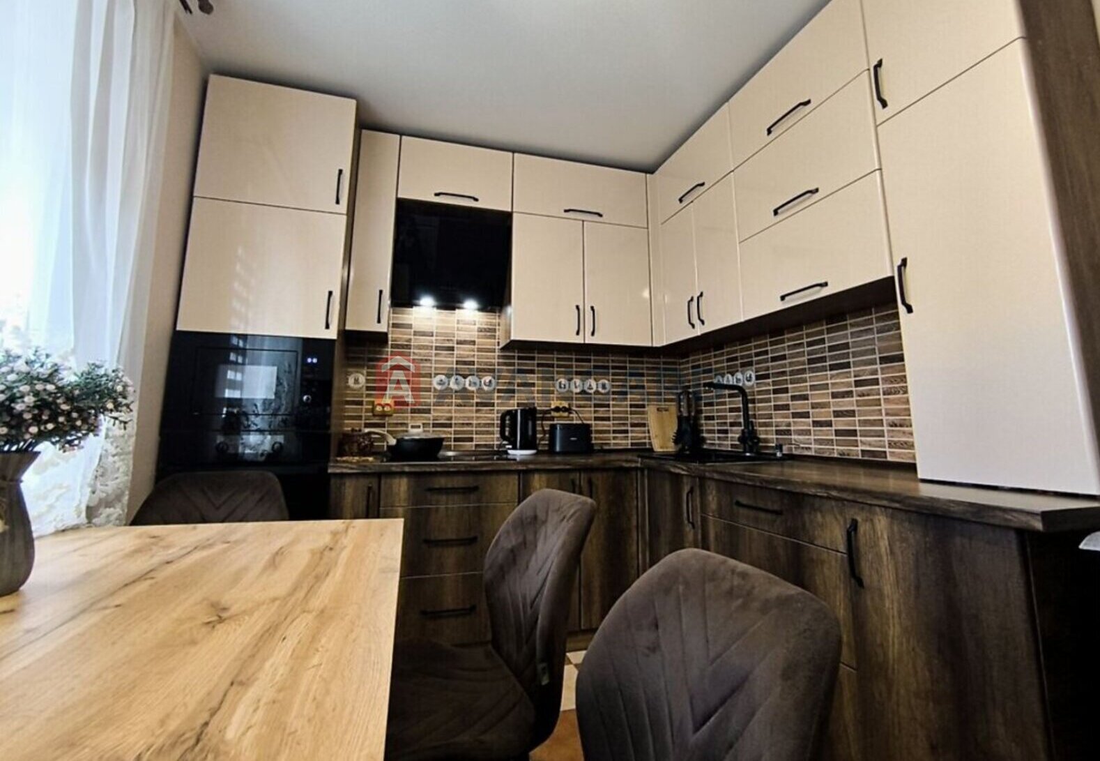 ������� �������, 80 ��.�. ���� 1