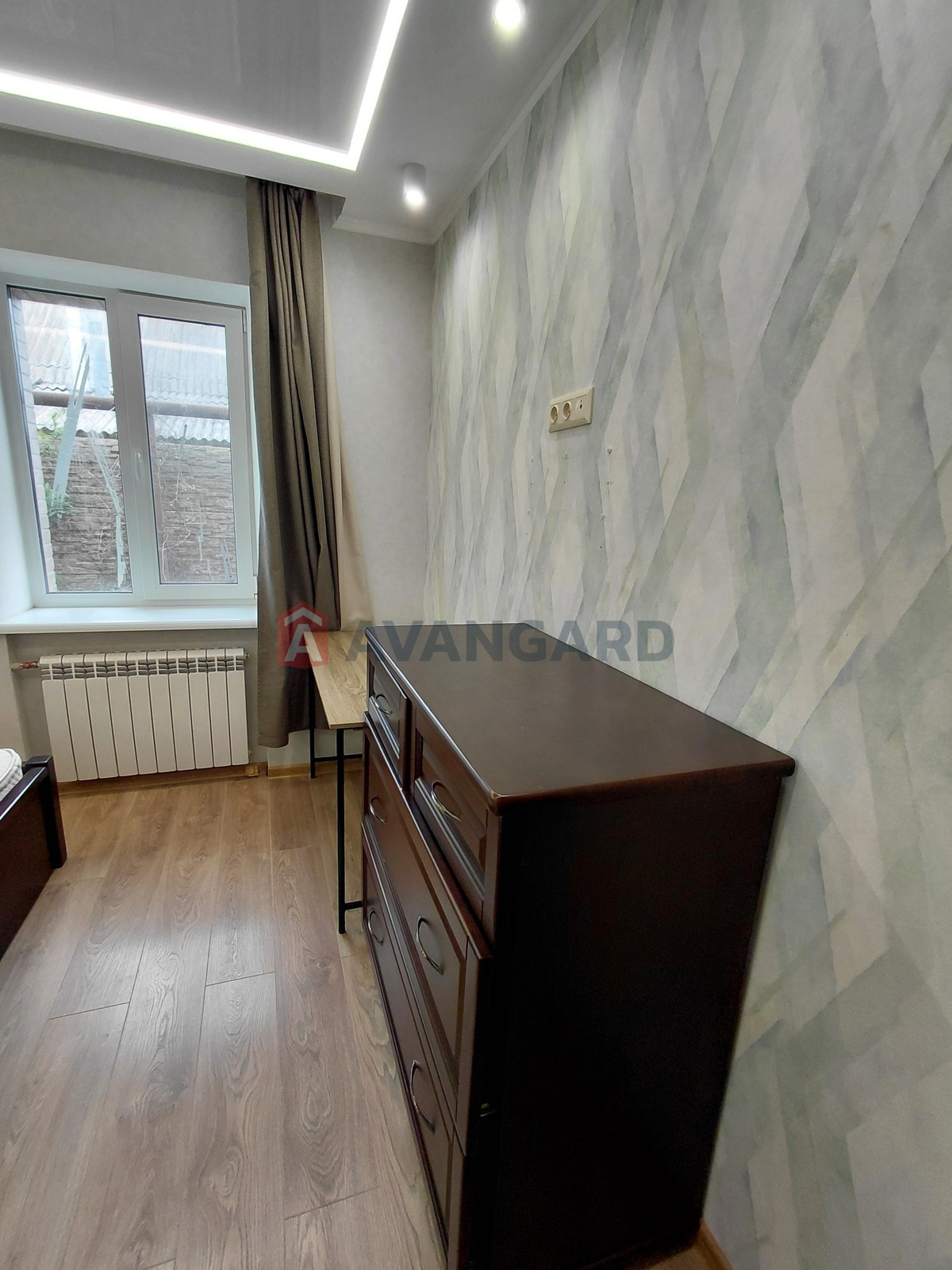 �������, 90 ��.�. ���� 19