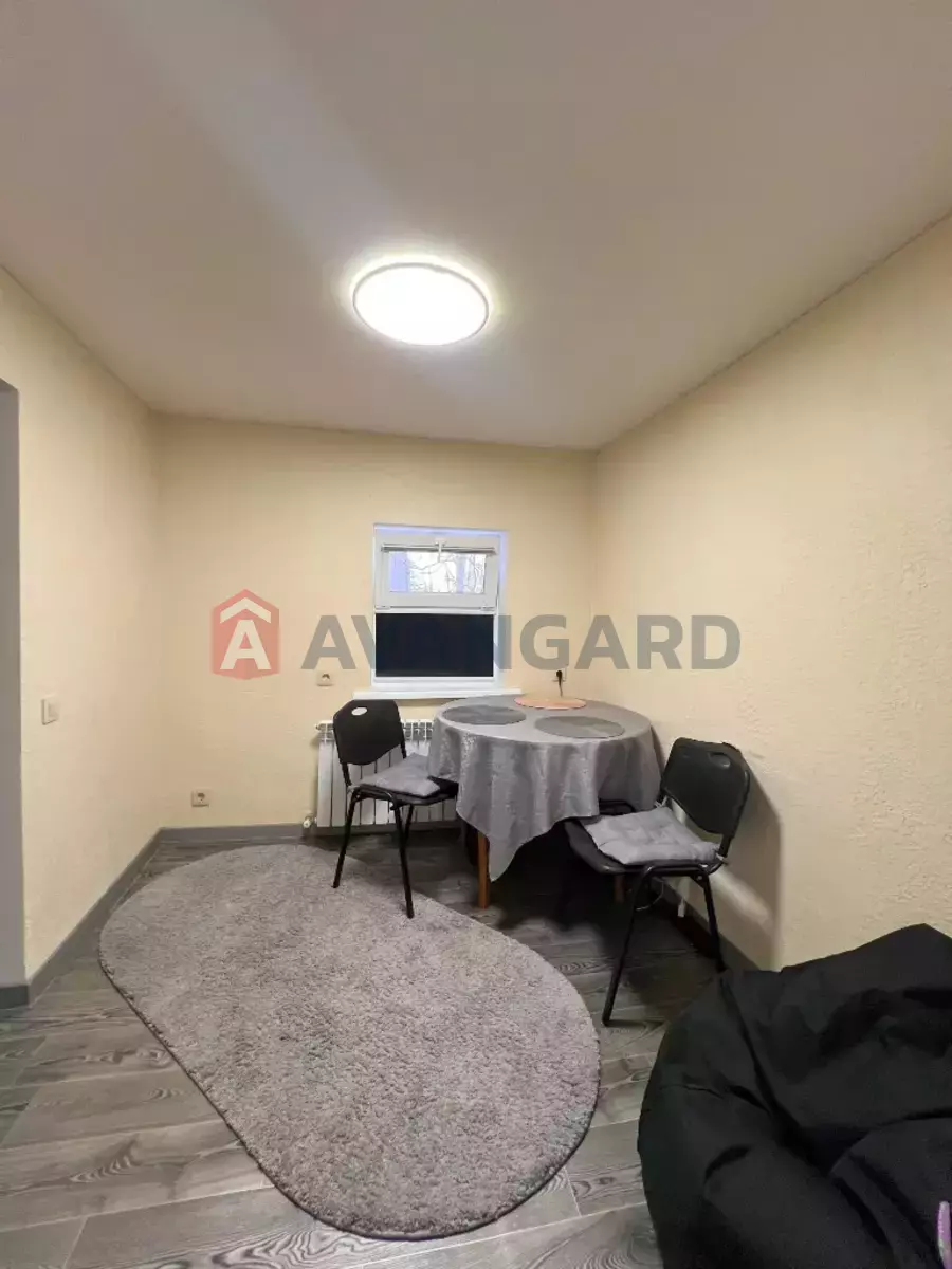 ����� ����, 50 ��.�. ���� 13