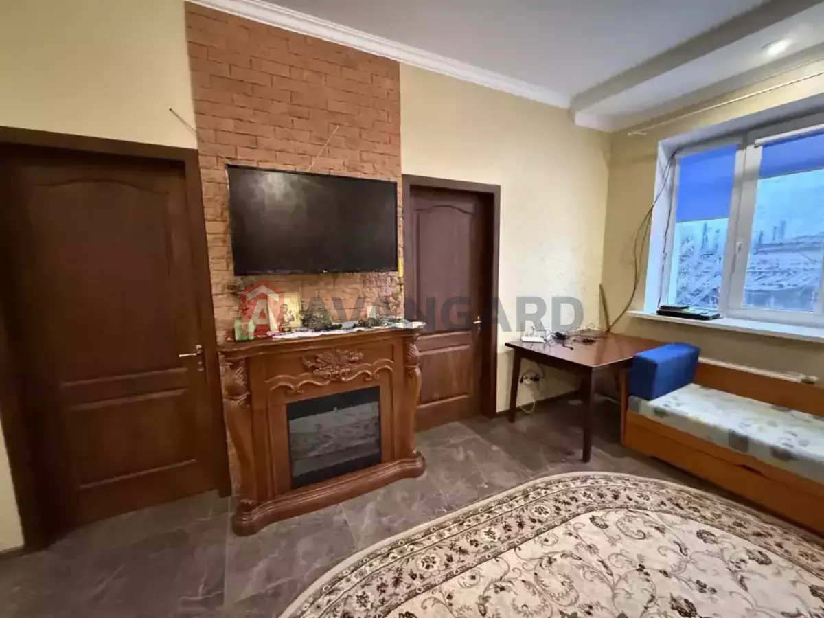 ������� �������, 72 ��.�. ���� 17