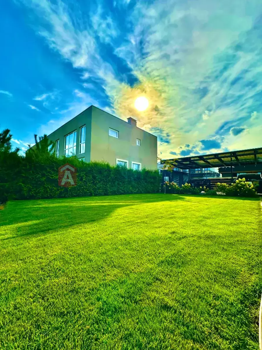 �������, 140 ��.�. ���� 21