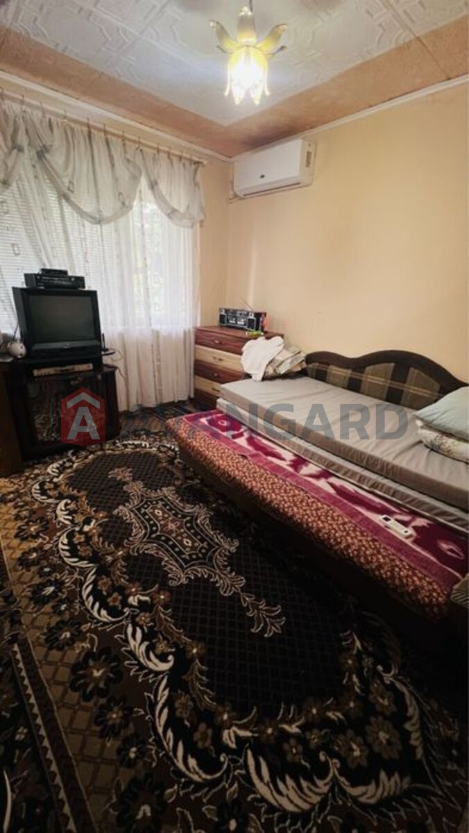 ������� �������, 61 ��.�. ���� 17