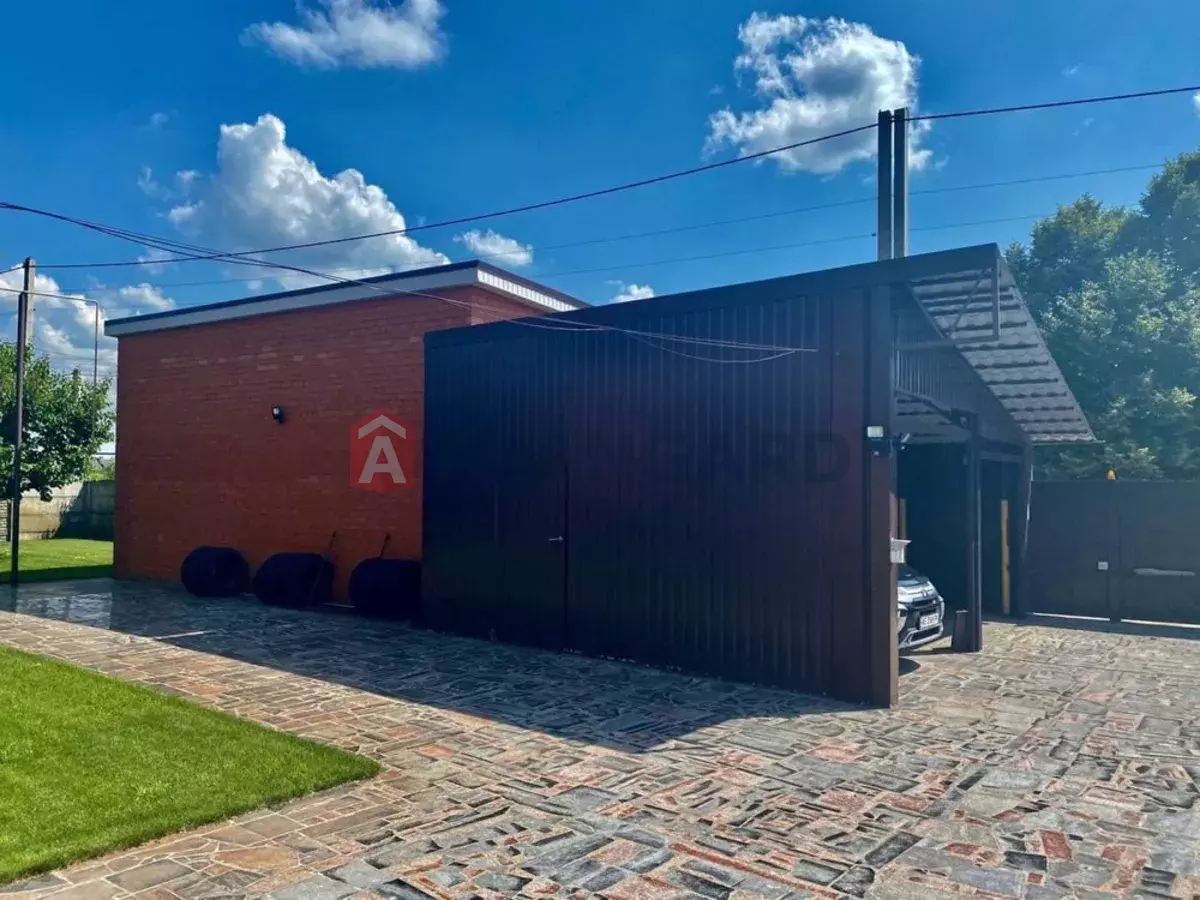 �������, 166 ��.�. ���� 18