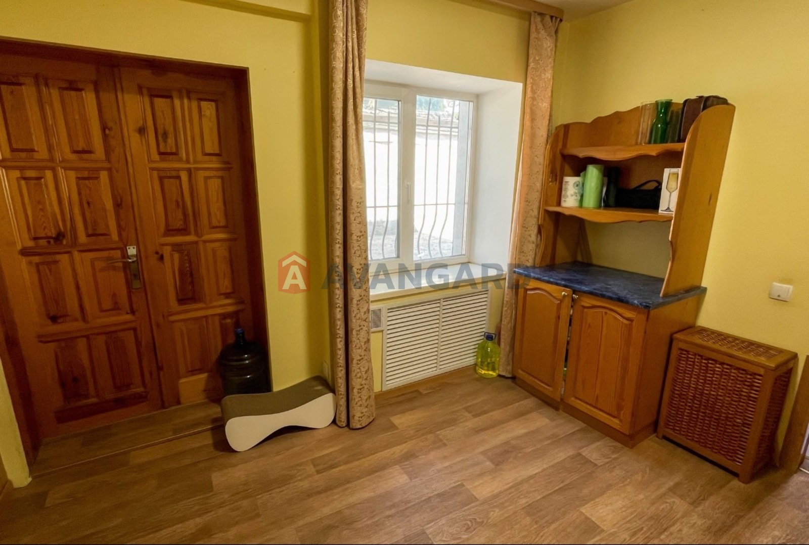 �������, 180 ��.�. ���� 29